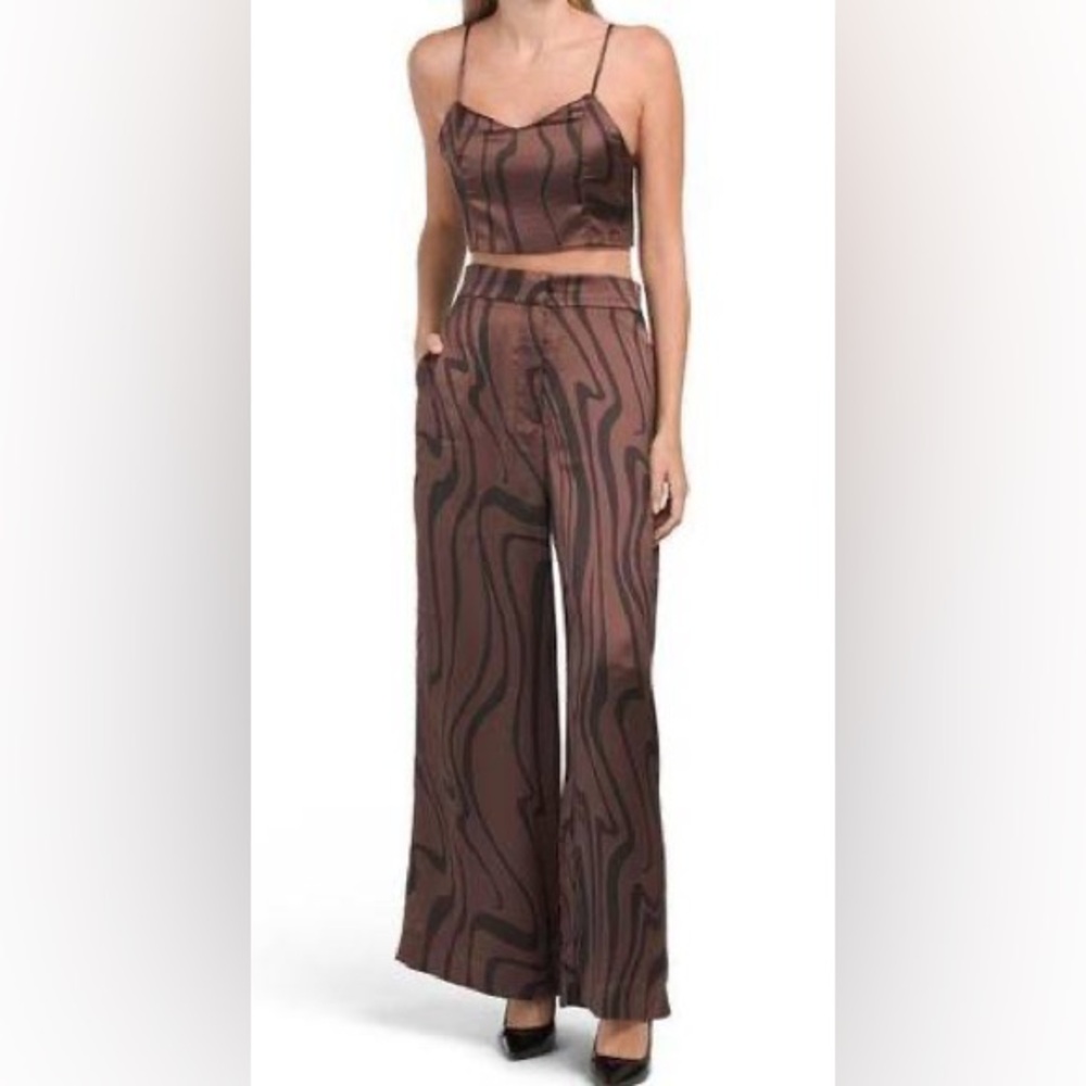 House of Harlow 1960 Brown/Black Satin Trouser Set